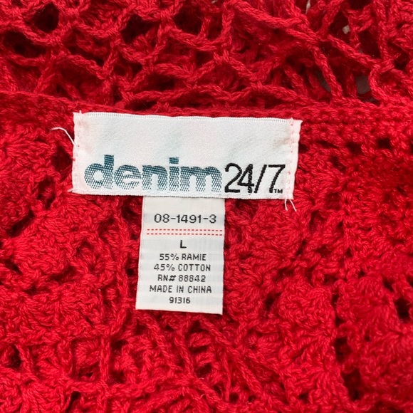 {3/$25} Crocheted oversize top NEW red swirl short sleeve - Picture 6 of 8